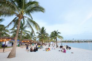 Biển hồ nước mặn Vinhomes Ocean Park
